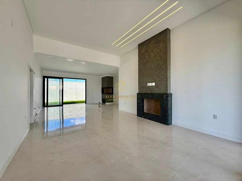 Casa na Praia de Atlântida Sul, 3 dormitórios: 11ª foto da galeria de imagens do imóvel