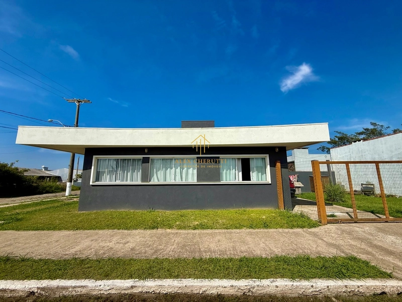 Casa na Praia de Atlântida Sul, 3 dormitórios: 11ª foto da galeria de imagens do imóvel