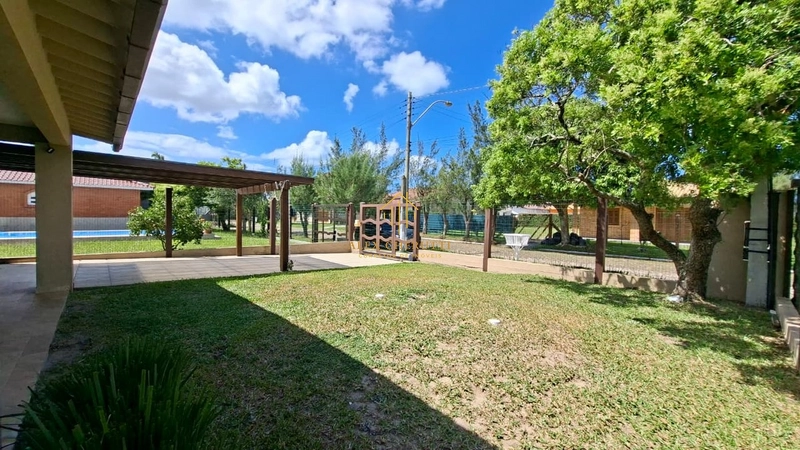 Casa na Praia de Mariápolis, 3 dormitórios: 4ª foto da galeria de imagens do imóvel