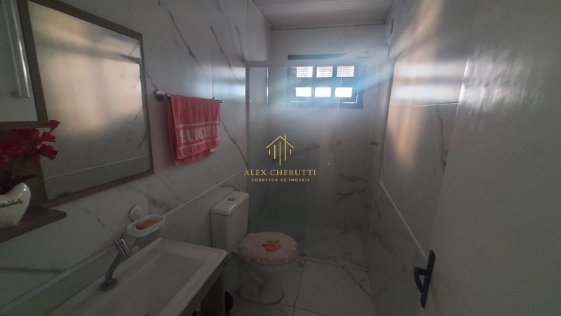 Casa na Praia de Atlântida Sul, 3 dormitórios: 10ª foto da galeria de imagens do imóvel