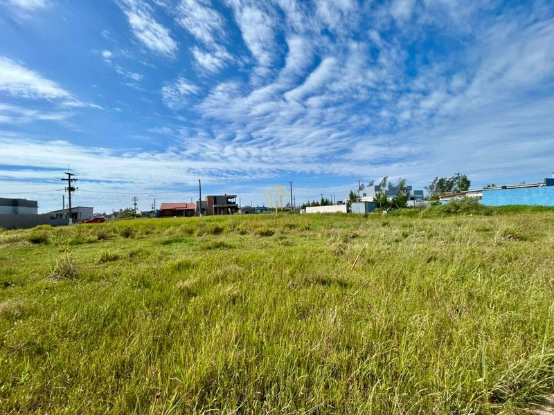 Terreno na Praia de Atlântida Sul: 2ª foto da galeria de imagens do imóvel
