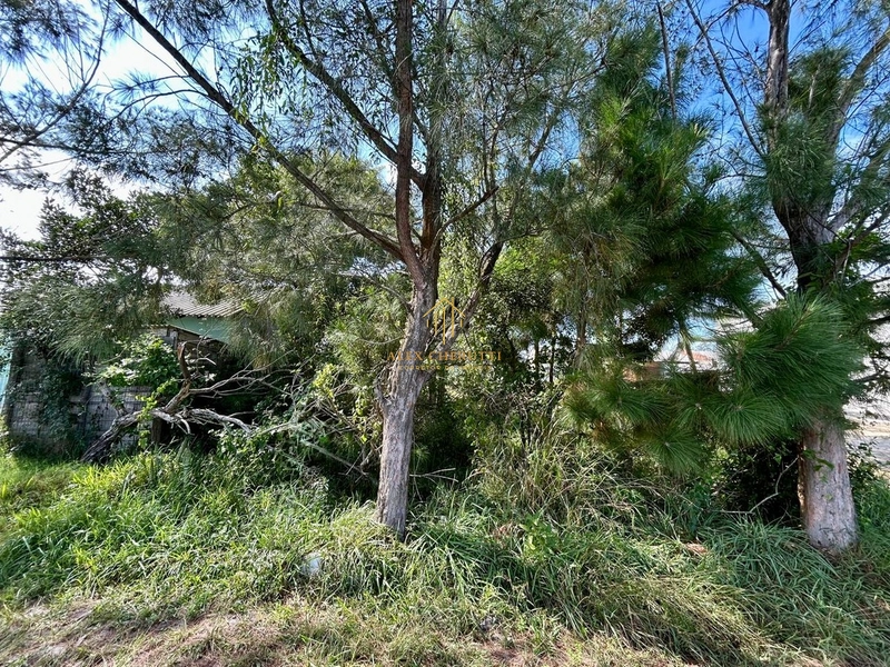 Terreno na Praia de Atlântida Sul: 3ª foto da galeria de imagens do imóvel