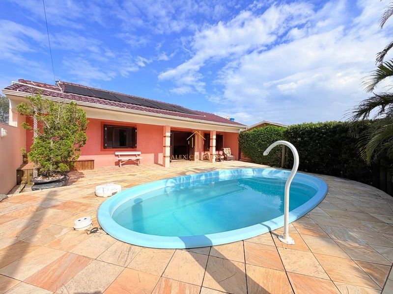 Casa na Praia de Mariápolis, 3 dormitórios: 1ª foto da galeria de imagens do imóvel