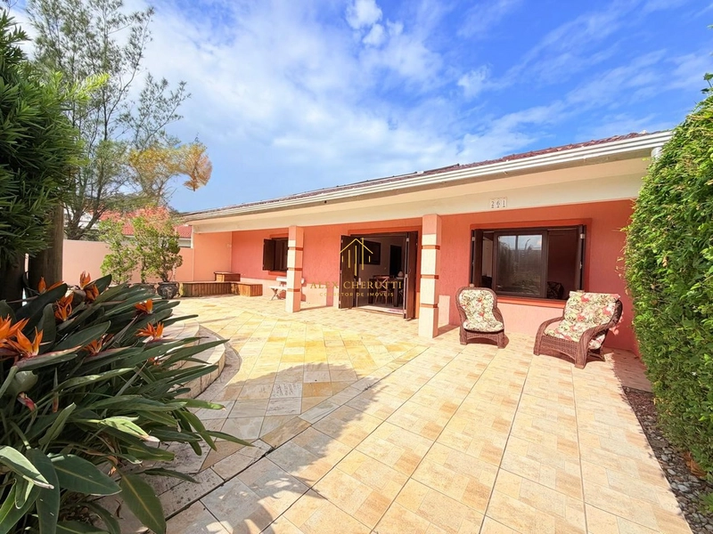 Casa na Praia de Mariápolis, 3 dormitórios: 2ª foto da galeria de imagens do imóvel