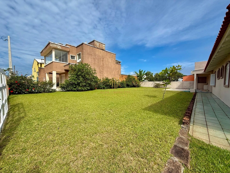 Casa na Praia de Atlântida Sul, 2 dormitórios: 6ª foto da galeria de imagens do imóvel