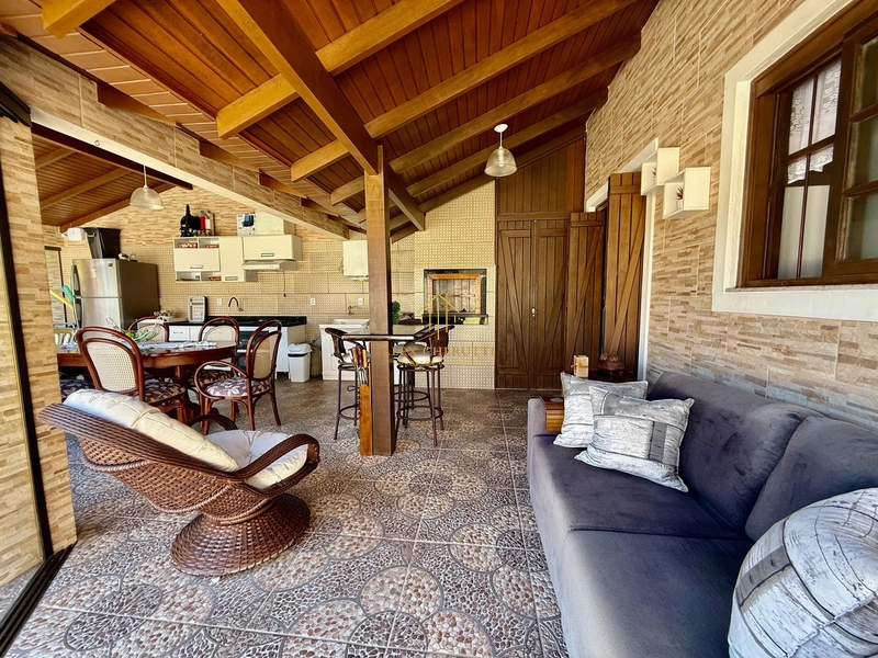 Bela casa  à venda na praia de Atlântida Sul, 3 dormitórios: 25ª foto da galeria de imagens do imóvel