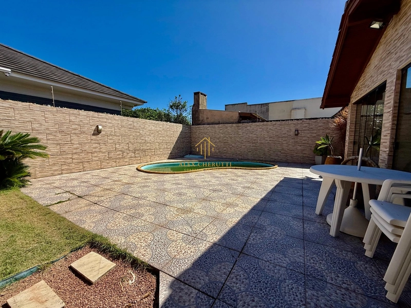 Bela casa  à venda na praia de Atlântida Sul, 3 dormitórios: 28ª foto da galeria de imagens do imóvel