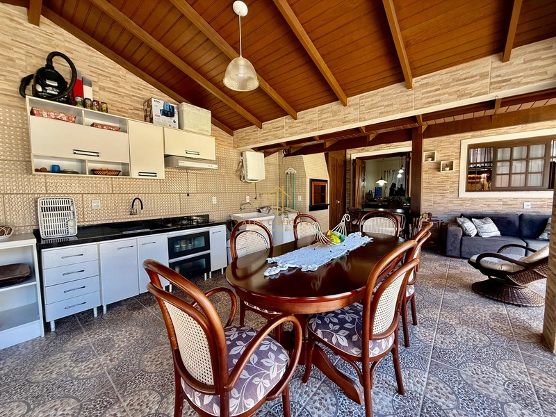 Bela casa  à venda na praia de Atlântida Sul, 3 dormitórios: 23ª foto da galeria de imagens do imóvel