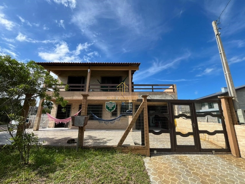 Sobrado à venda em Mariápolis, 3 dormitórios: 1ª foto da galeria de imagens do imóvel