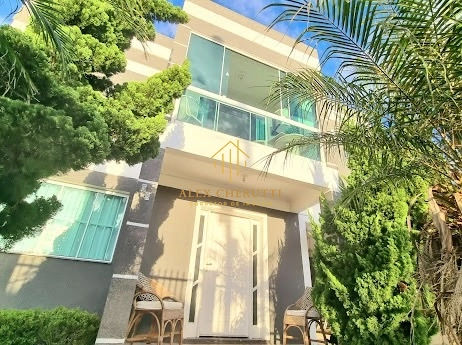 Sobrado à venda na praia de Rainha do Mar, 3 dormitórios: 3ª foto da galeria de imagens do imóvel