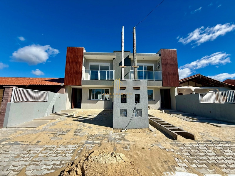 Lindo9s sobrados geminados novos em Atlântida Sul, 3 dormitórios: 1ª foto da galeria de imagens do imóvel