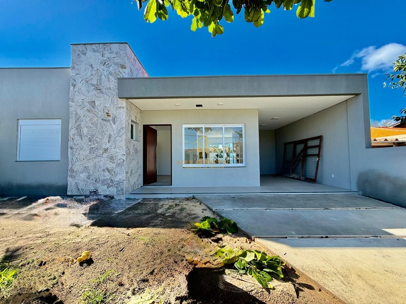 Casa nova à venda na praia de Atlântida Sul, 3 dormitórios: 2ª foto da galeria de imagens do imóvel