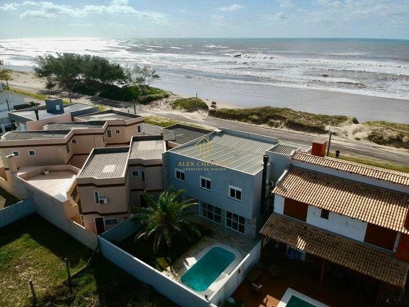 Excelente sobrado finamente mobiliado e decorado em Atlântida Sul: 11ª foto da galeria de imagens do imóvel