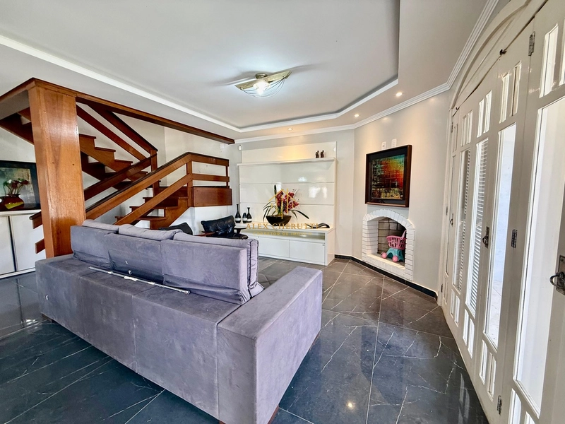 Lindo sobrado à venda em Atlântida Sul, 6 dormitórios: 8ª foto da galeria de imagens do imóvel