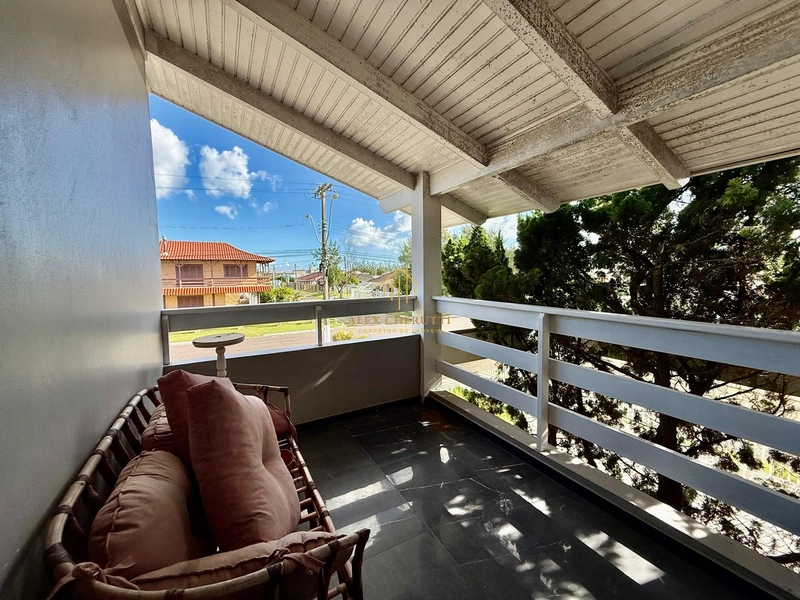 Lindo sobrado à venda em Atlântida Sul, 6 dormitórios: 14ª foto da galeria de imagens do imóvel