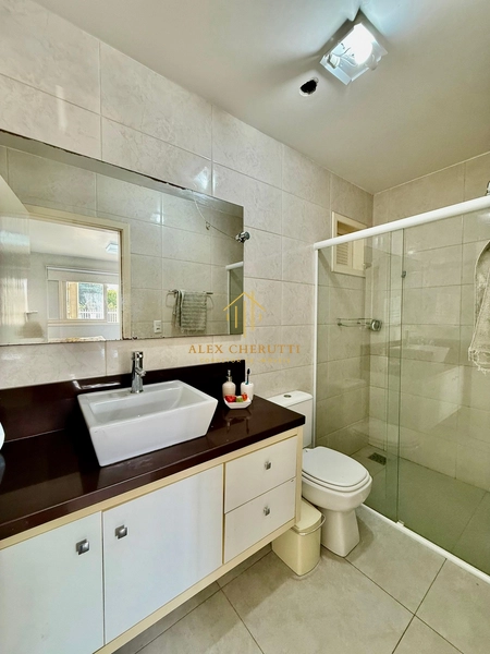 Lindo sobrado à venda em Atlântida Sul, 6 dormitórios: 20ª foto da galeria de imagens do imóvel