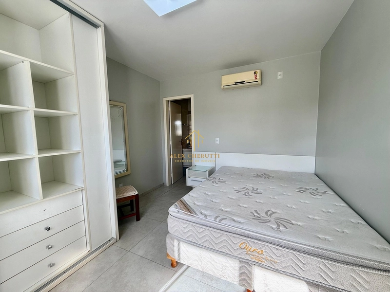 Lindo sobrado à venda em Atlântida Sul, 6 dormitórios: 23ª foto da galeria de imagens do imóvel