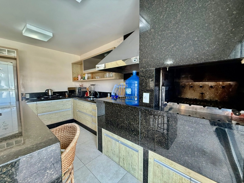 Lindo sobrado à venda em Atlântida Sul, 6 dormitórios: 26ª foto da galeria de imagens do imóvel