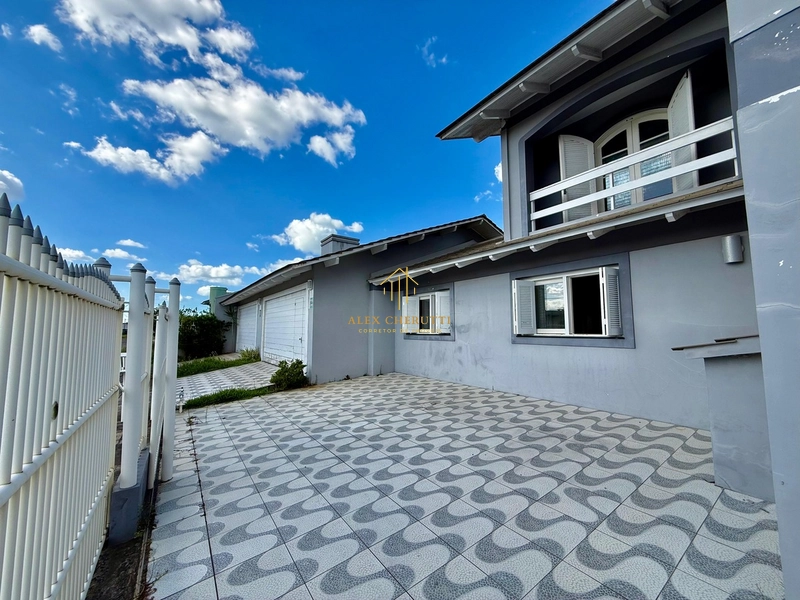 Lindo sobrado à venda em Atlântida Sul, 6 dormitórios: 33ª foto da galeria de imagens do imóvel