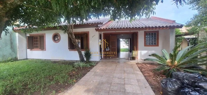 Casa à venda na praia de Atlântida Sul, 3 dormitórios: 2ª foto da galeria de imagens do imóvel