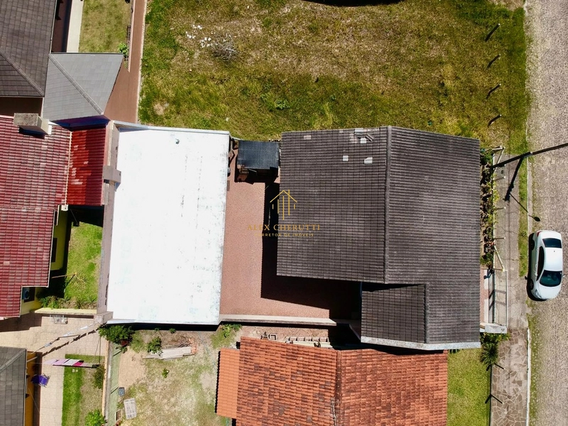 Belo sobrado à venda na praia de Atlântida Sul, 5 dormitórios: 6ª foto da galeria de imagens do imóvel