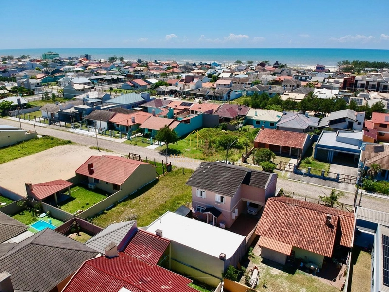 Belo sobrado à venda na praia de Atlântida Sul, 5 dormitórios: 29ª foto da galeria de imagens do imóvel