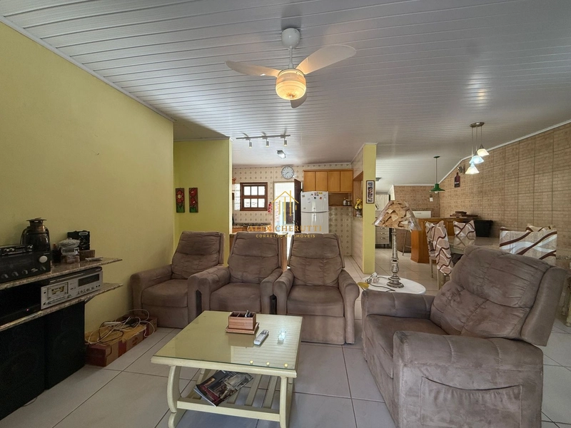 Casa à venda na praia de Atlânntida Sul, 3 dormitórios: 7ª foto da galeria de imagens do imóvel