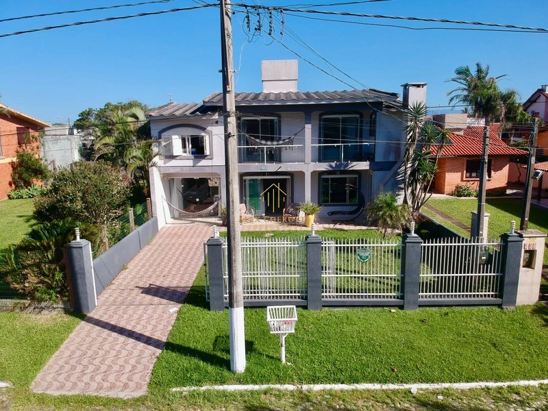 Ótima oportunidade na praia de Mariápolis, 4 dormitórios: 4ª foto da galeria de imagens do imóvel