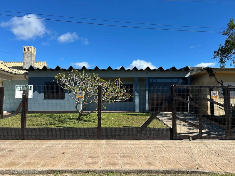 Casa à venda em Rainha do Mar, 2 dormitórios