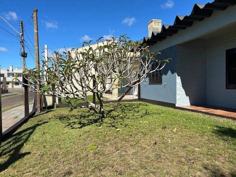 Casa à venda em Rainha do Mar, 2 dormitórios: 3ª foto da galeria de imagens do imóvel