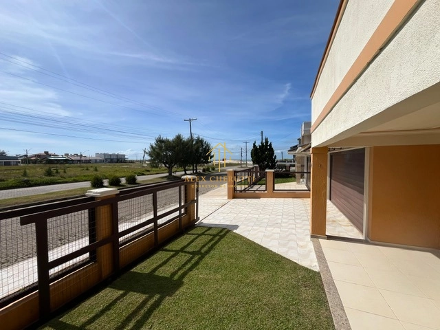 Casa à venda na praia de Rainha do Mar, 3 dormitórios: 5ª foto da galeria de imagens do imóvel