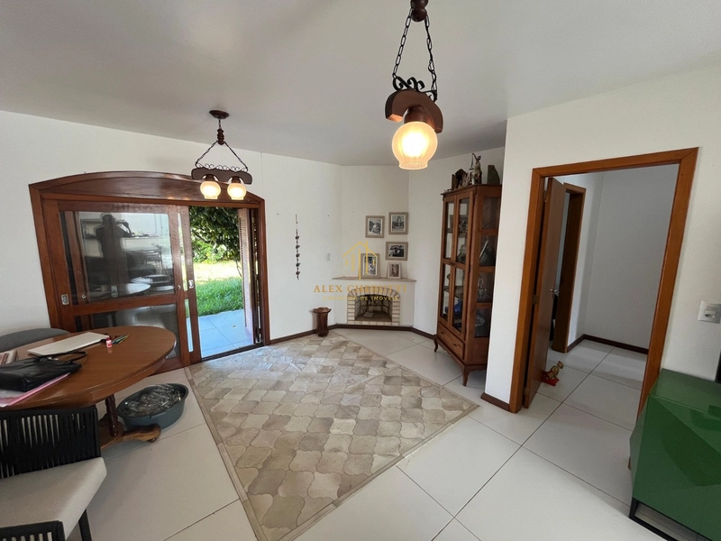 Casa à venda na praia de Rainha do Mar, 5 dormitórios: 6ª foto da galeria de imagens do imóvel