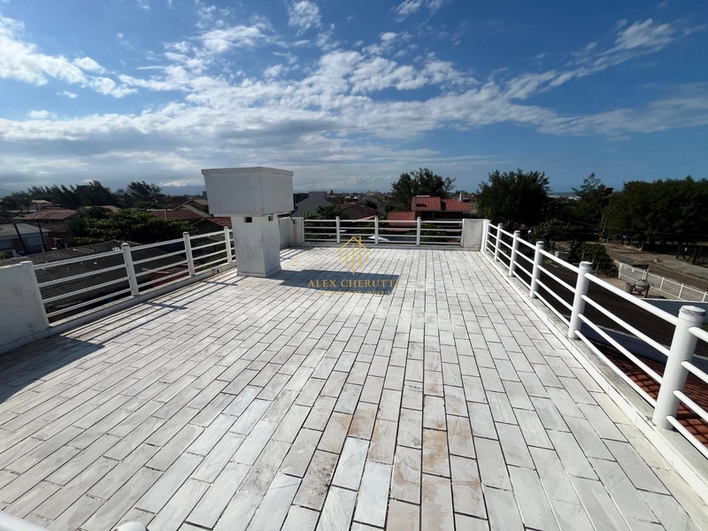 Casa à venda na praia de Rainha do Mar, 5 dormitórios: 4ª foto da galeria de imagens do imóvel