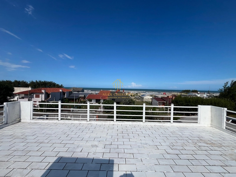 Casa à venda na praia de Rainha do Mar, 5 dormitórios: 3ª foto da galeria de imagens do imóvel