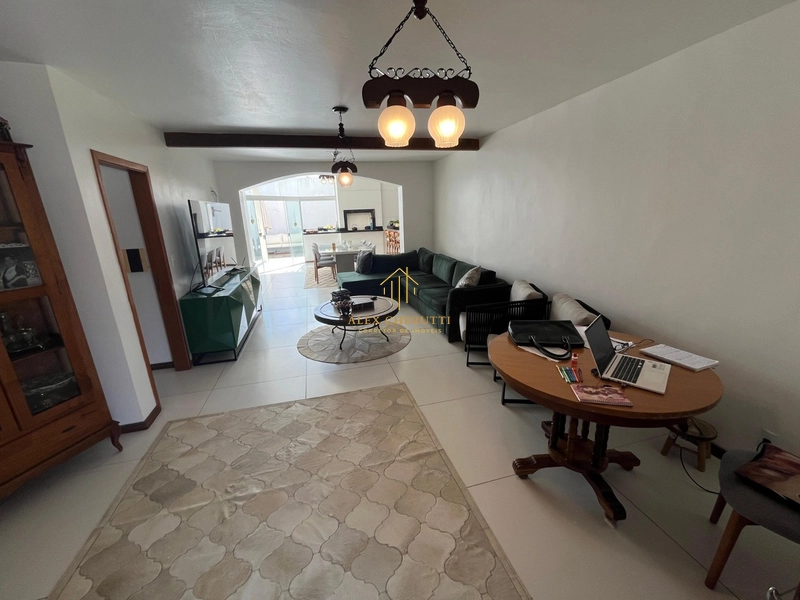 Casa à venda na praia de Rainha do Mar, 5 dormitórios: 12ª foto da galeria de imagens do imóvel