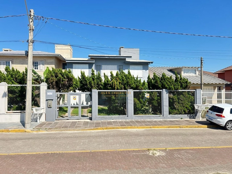 Casa à venda na praia de Rainha do Mar, 4 dormitórios: 1ª foto da galeria de imagens do imóvel