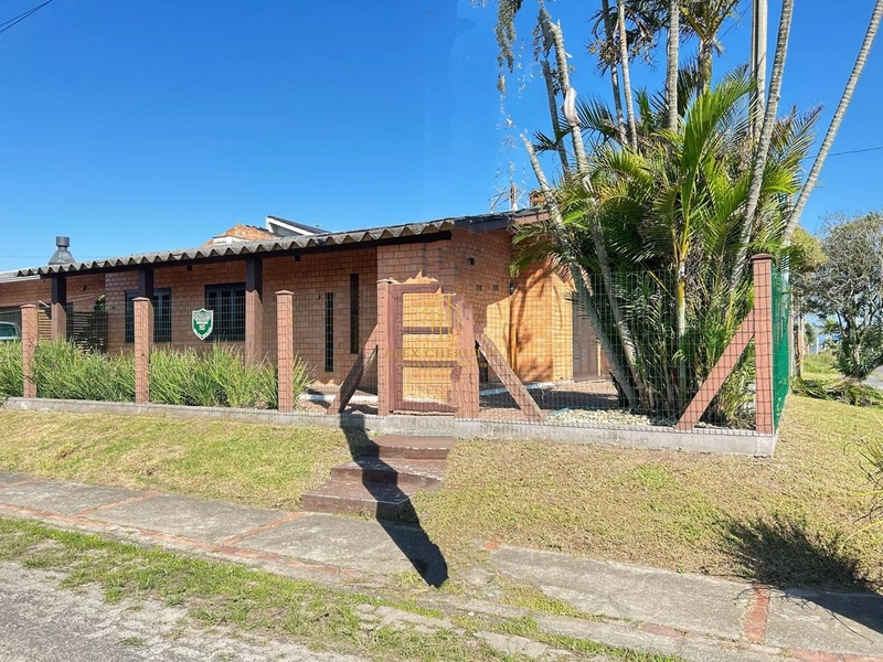 Casa à venda em Rainha do Mar, 2 dormitórios: 3ª foto da galeria de imagens do imóvel