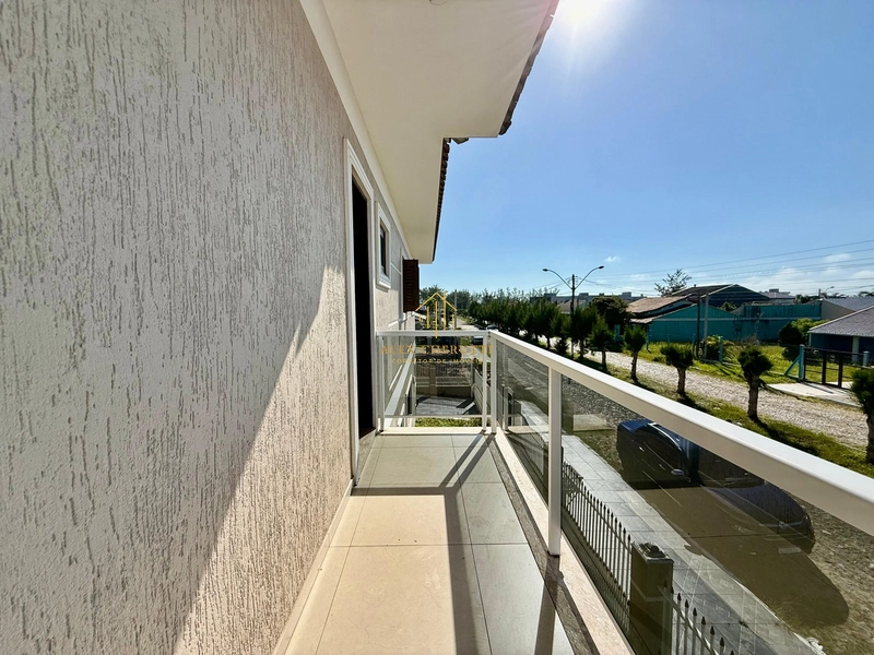 Lindo sobrado à venda em Atlântida Sul, 4 dormitrios: 22ª foto da galeria de imagens do imóvel