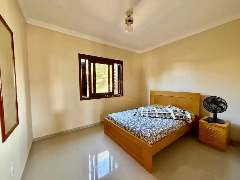 Lindo sobrado à venda em Atlântida Sul, 4 dormitrios: 35ª foto da galeria de imagens do imóvel