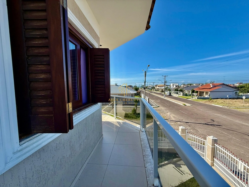 Lindo sobrado à venda em Atlântida Sul, 4 dormitrios: 23ª foto da galeria de imagens do imóvel