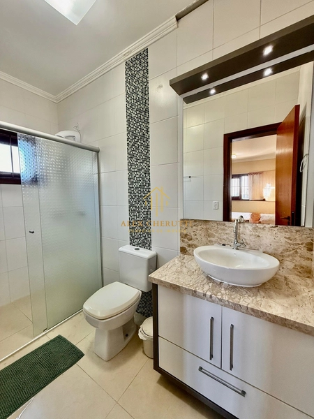 Lindo sobrado à venda em Atlântida Sul, 4 dormitrios: 31ª foto da galeria de imagens do imóvel