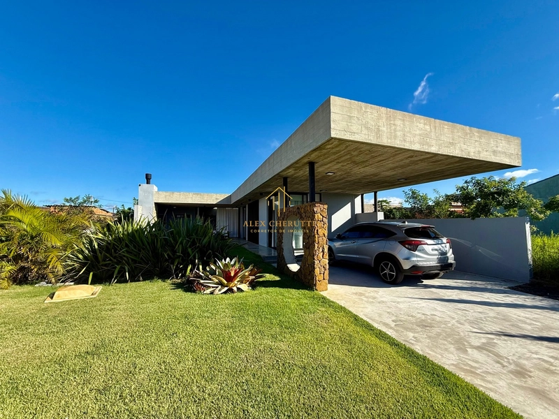 Casa com 2 terrenos à venda, 2 dormitórios: 1ª foto da galeria de imagens do imóvel