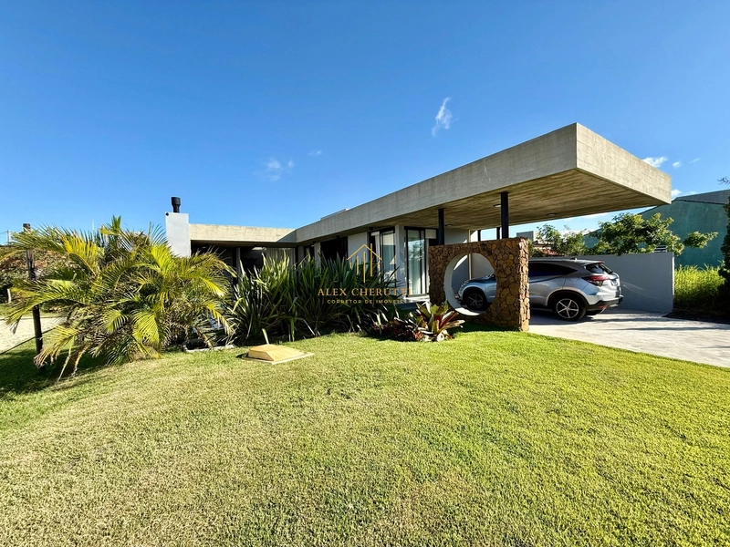 Casa com 2 terrenos à venda, 2 dormitórios: 2ª foto da galeria de imagens do imóvel