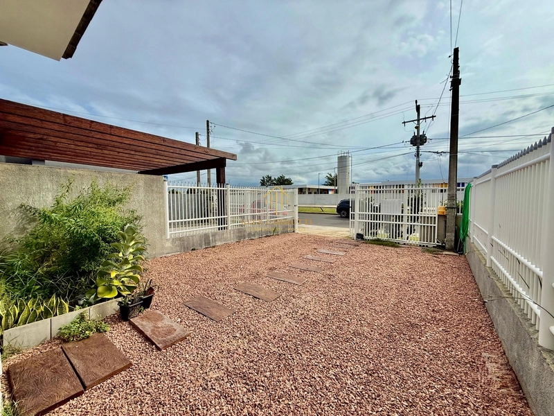 Casa geminada à venda em Rainha do Mar, 2 dormitórios: 4ª foto da galeria de imagens do imóvel