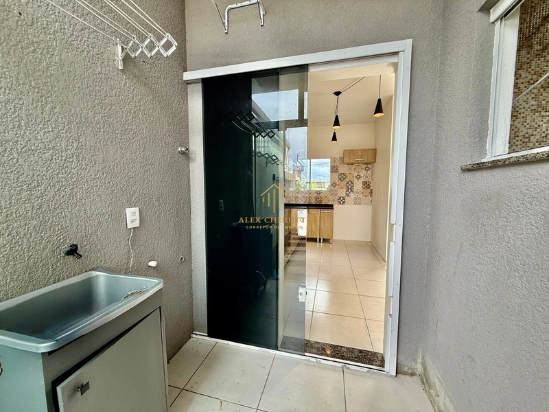 Casa geminada à venda em Rainha do Mar, 2 dormitórios: 8ª foto da galeria de imagens do imóvel