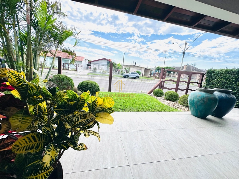 Casa à venda na praia de Atlântida Sul, 3 dormitórios: 6ª foto da galeria de imagens do imóvel