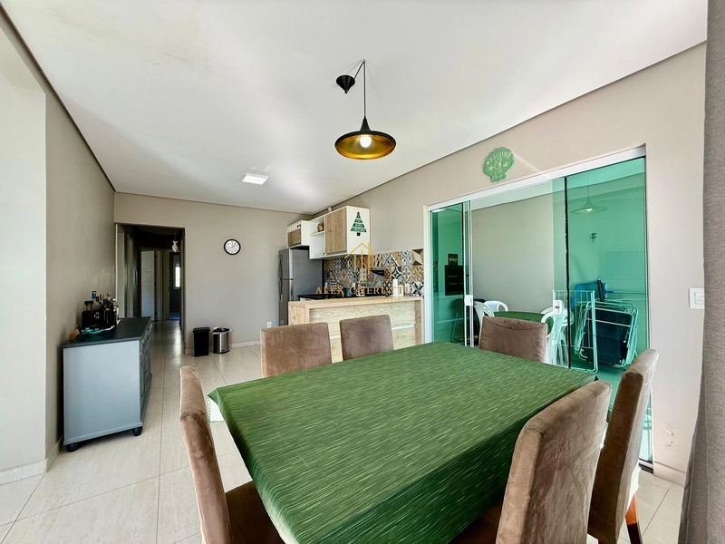 Bela casa à venda na praia de Atlântida Sul, 4 dormitórios: 8ª foto da galeria de imagens do imóvel