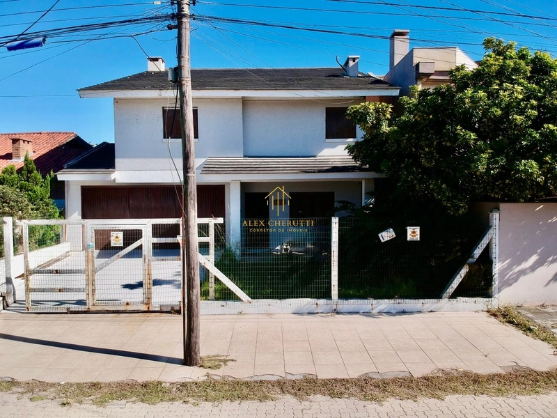 Sobrado à venda na praia de Rainha do Mar, 8 dormitórios: 1ª foto da galeria de imagens do imóvel