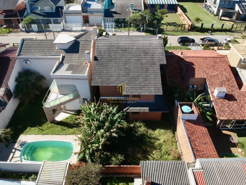 Sobrado à venda na praia de Rainha do Mar, 8 dormitórios: 4ª foto da galeria de imagens do imóvel