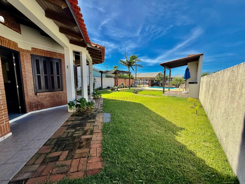 Casaà venda na praia de Atlântida Sul, 2 dormitórios: 6ª foto da galeria de imagens do imóvel